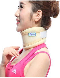 Cuello cervical médico de la espuma respirable con el certificado del CE de la placa de ayuda del PE
